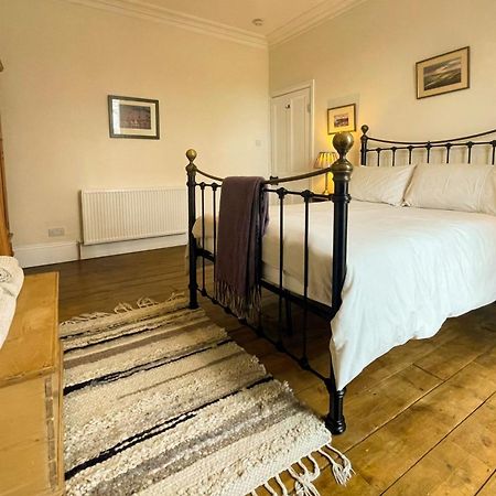 Deerness, 4Star Gold Award 2024, Whitby Villa Екстериор снимка